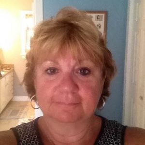 Meet your Posher, Lois